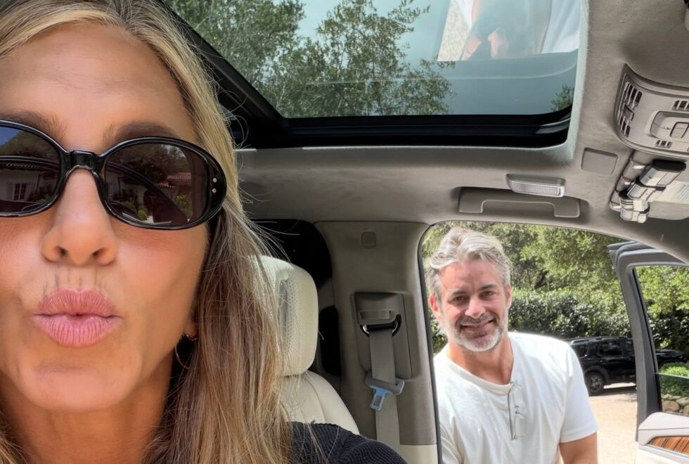 Jennifer Aniston | Οι πρώτες φωτογραφίες από το καλοκαίρι της με τον Jim Curtis