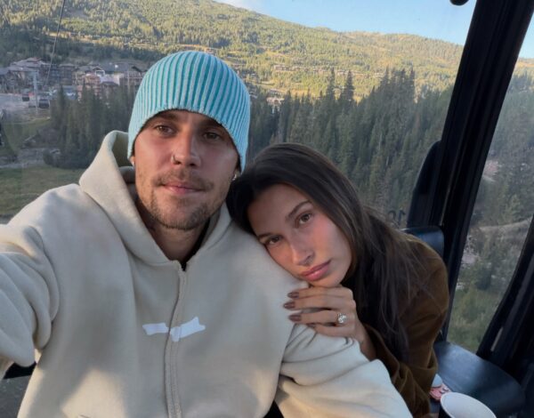 Οι Biebers γιορτάζουν 8 χρόνια γάμου με φωτογραφίες από τη ρομαντική τους απόδραση στη Μοντάνα