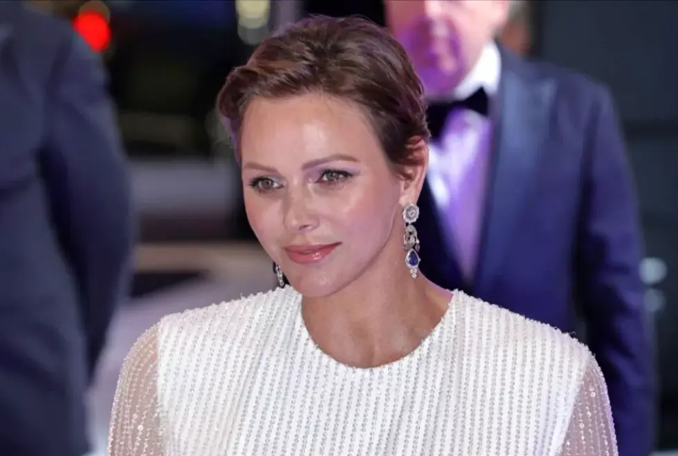 Πριγκίπισσα Charlene | Παραδίδει μαθήματα bridal style για πολιτικό γάμο