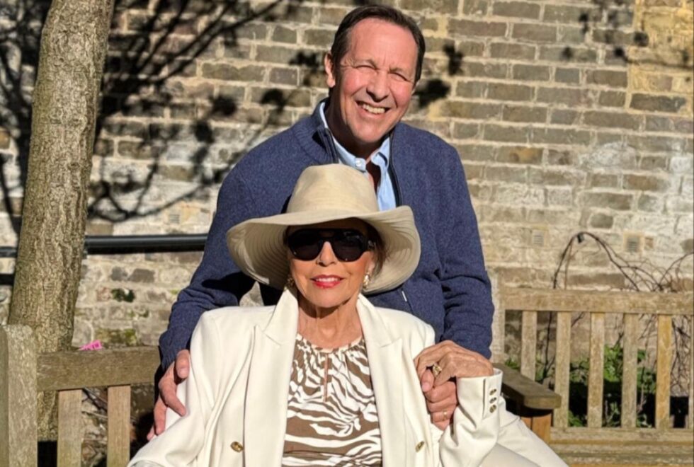 Joan Collins - Percy Gibson | Η απόλυτη ιστορία αγάπης και ένας έρωτας που αψηφά τον χρόνο